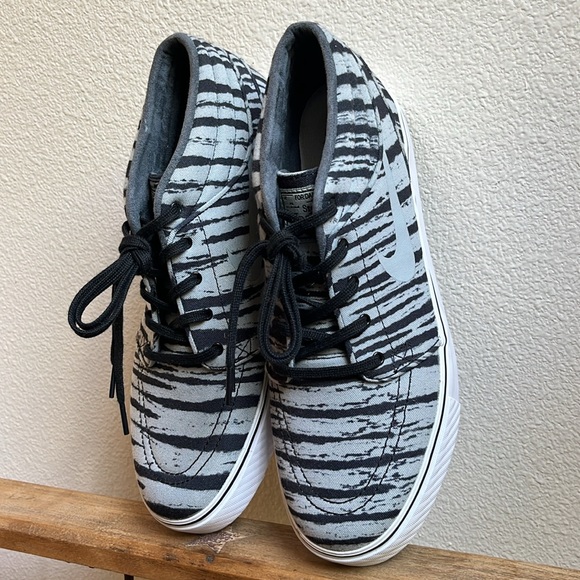 Stefan Janoski Gray Tiger Stripe, Mid Premium, Men's 10 - Picture 5 of 13